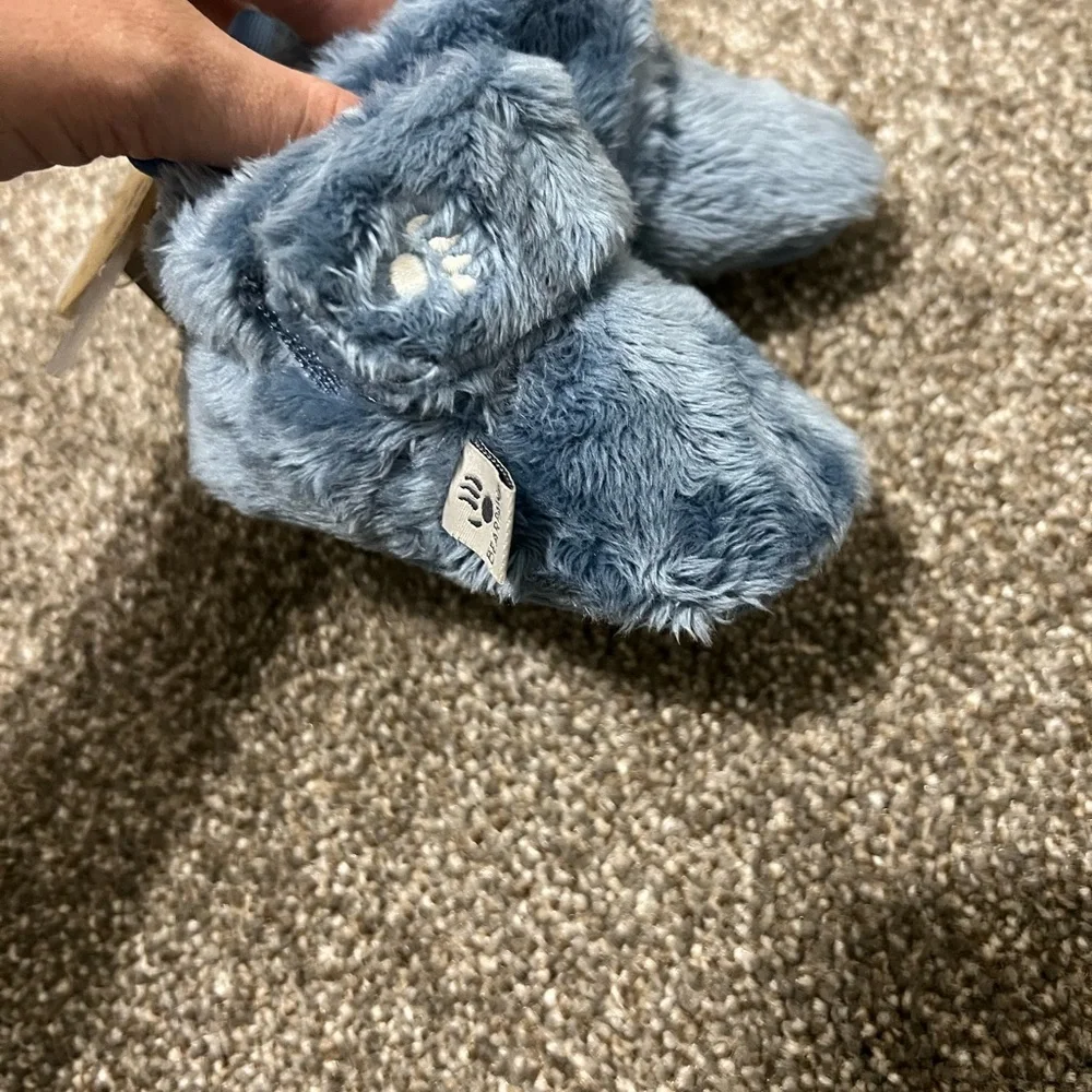 BearPaw Plush Infant Booties in Dusty Blue